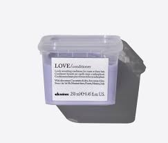 DAVINES LOVE SMOOTHING CONDITIONER 250ML